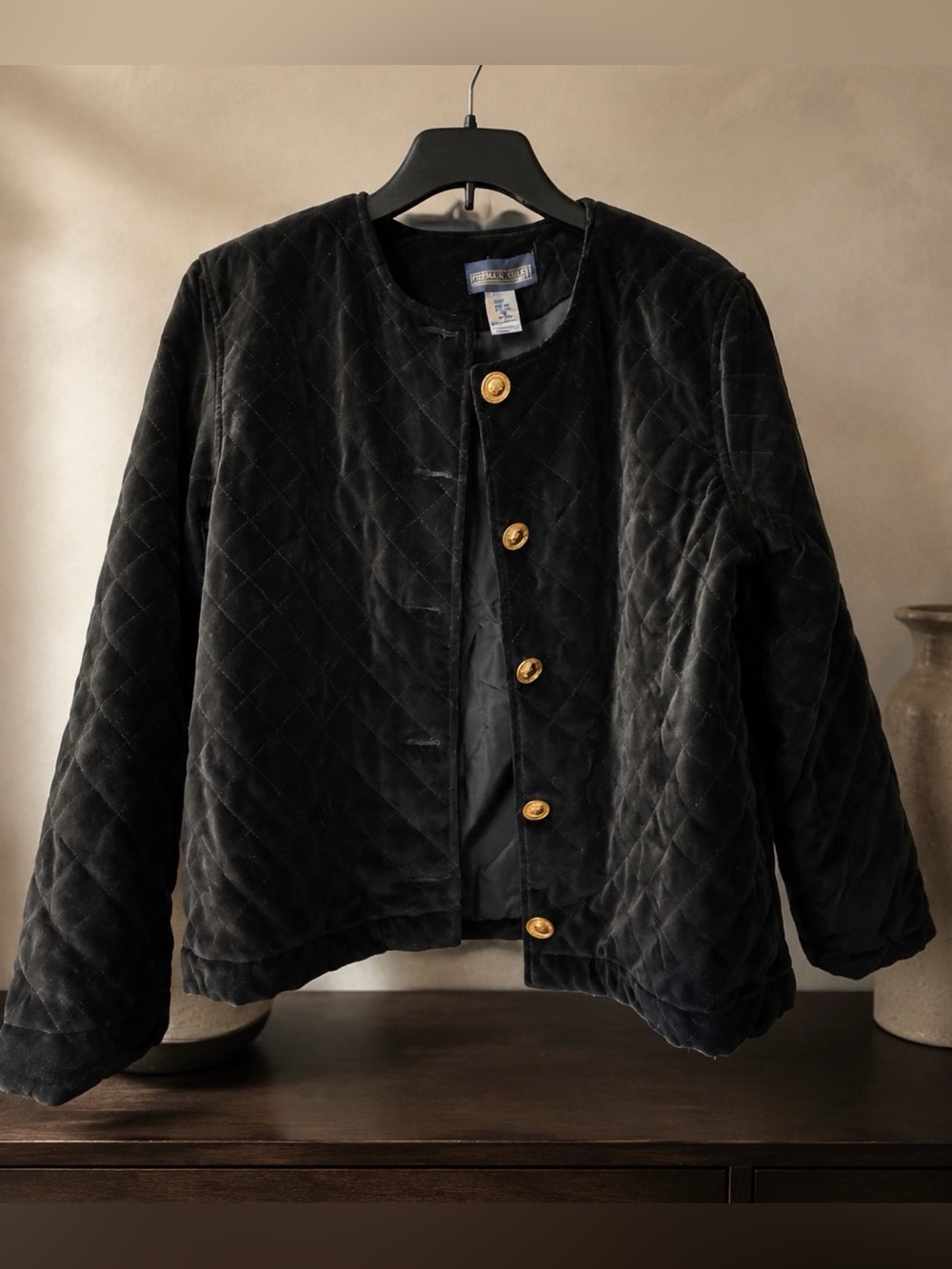 Herman Geist size M black velvet quilted jacket